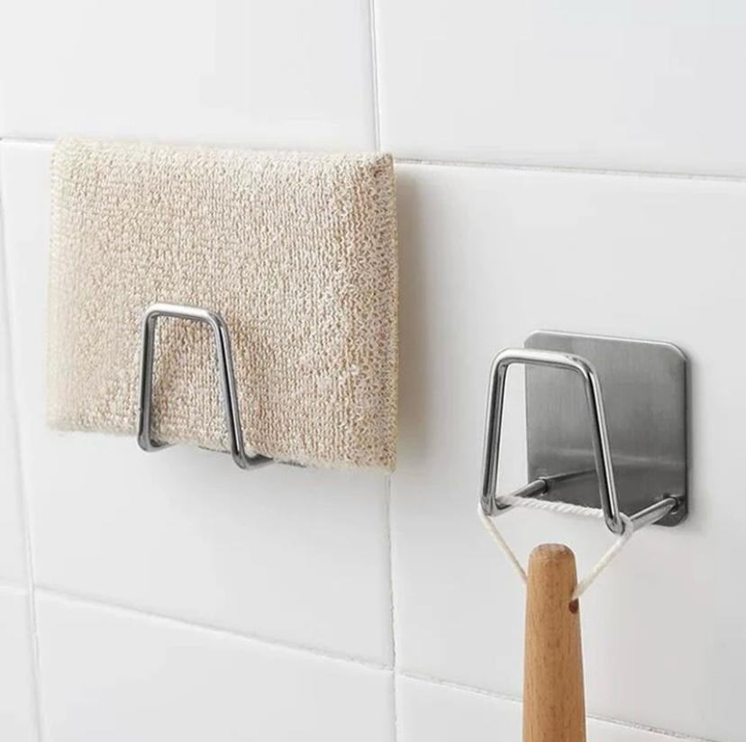 Sponge holder with sponge inside.